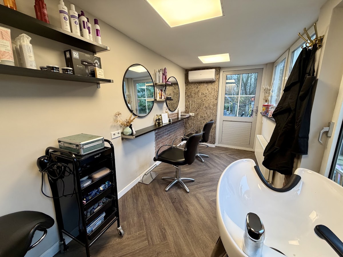 Mooi geknipt by Naomi